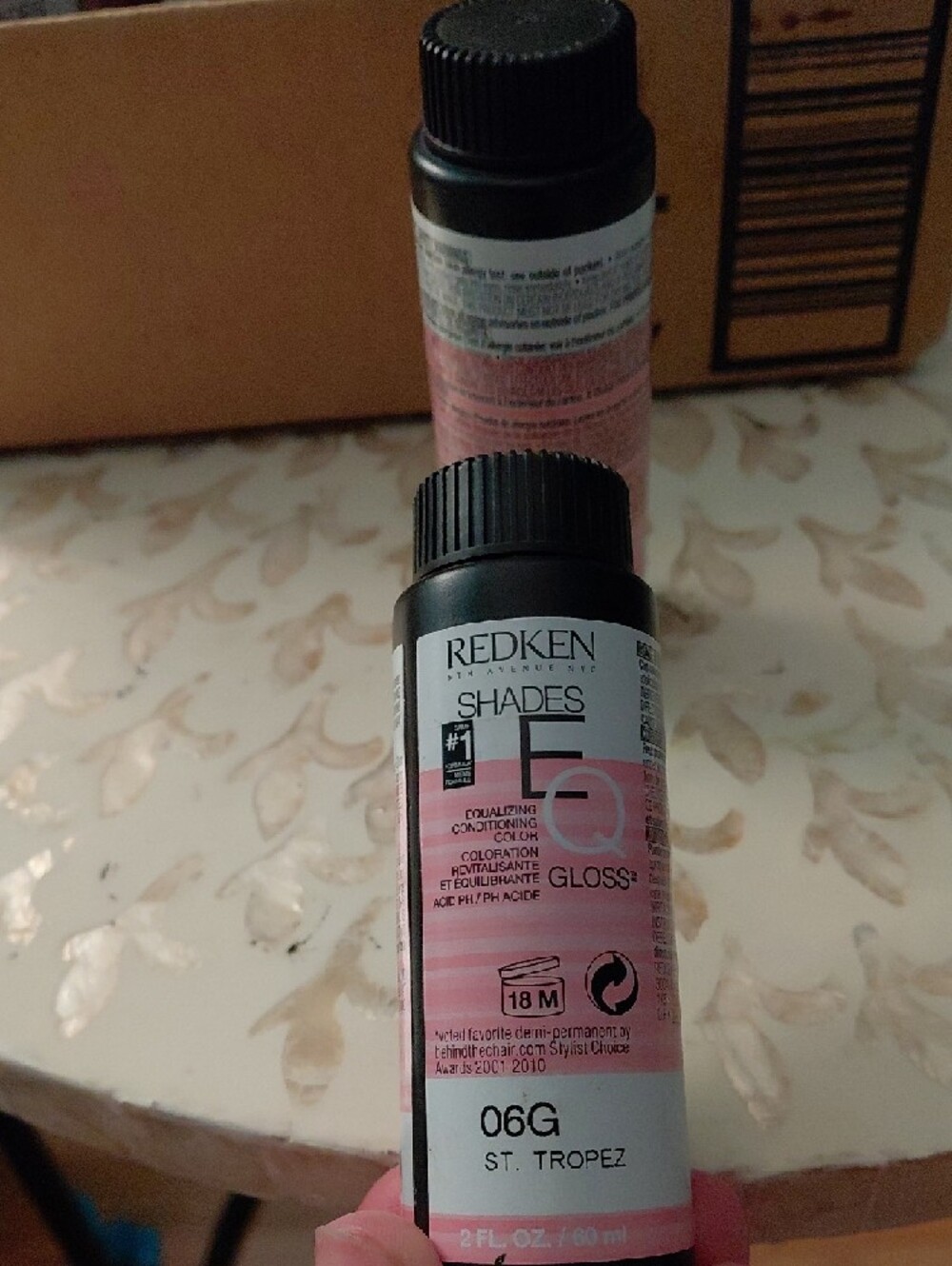 Redken Shades Gloss 06G St. Tropez - 2 2oz Bottles Of Redken Color - Picture 2 of 2